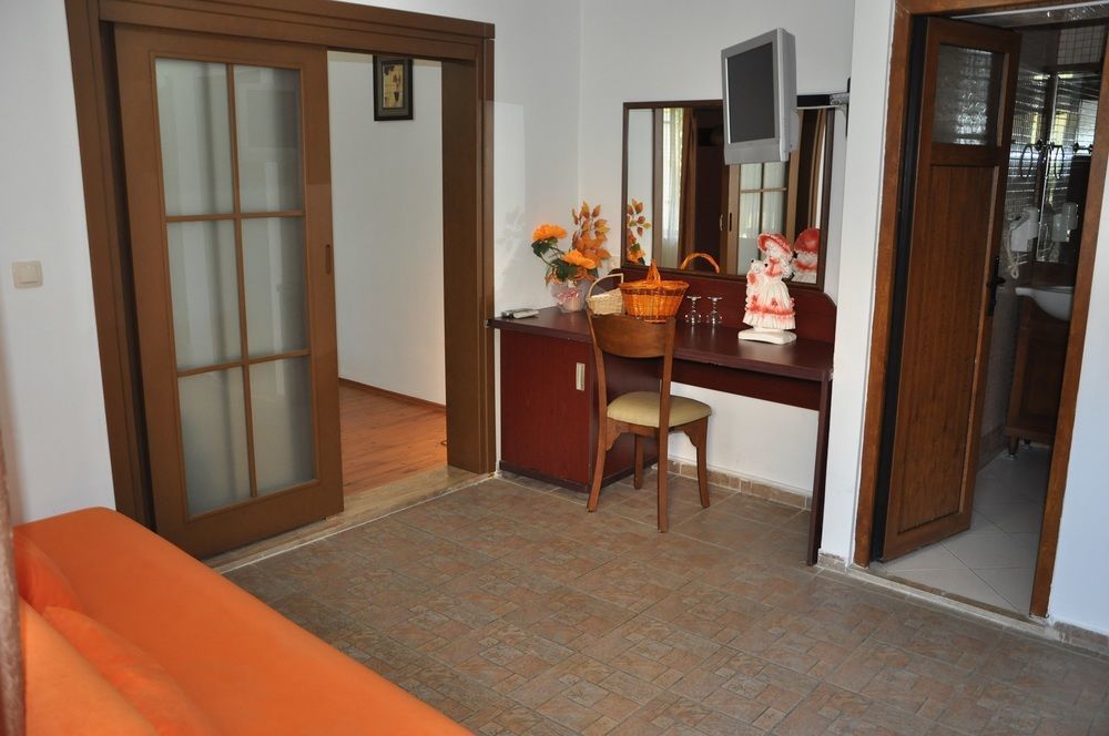 Longhouse Inn Hotel Dalyan Zewnętrze zdjęcie
