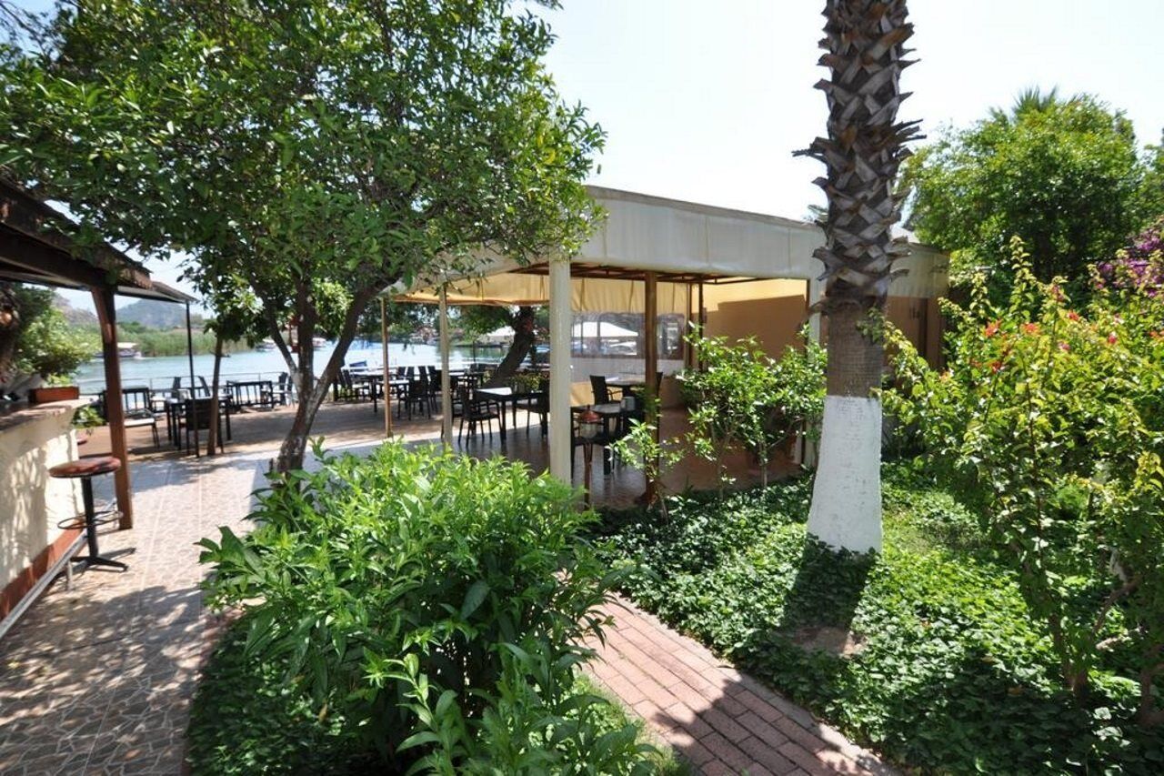 Longhouse Inn Hotel Dalyan Zewnętrze zdjęcie